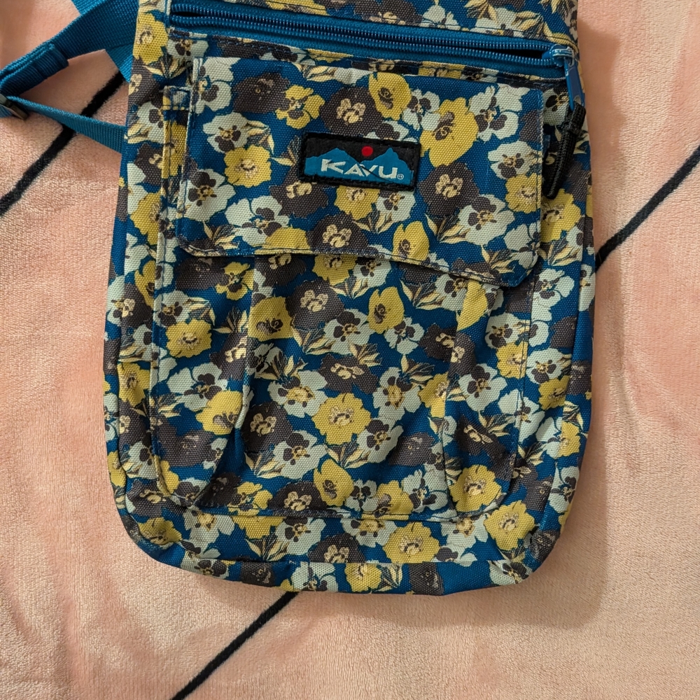 Kavu Floral Crossbody Bag